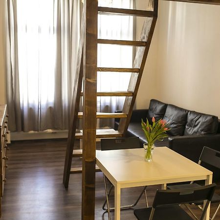 Freedom Rooms & Apartments Прага Екстериор снимка