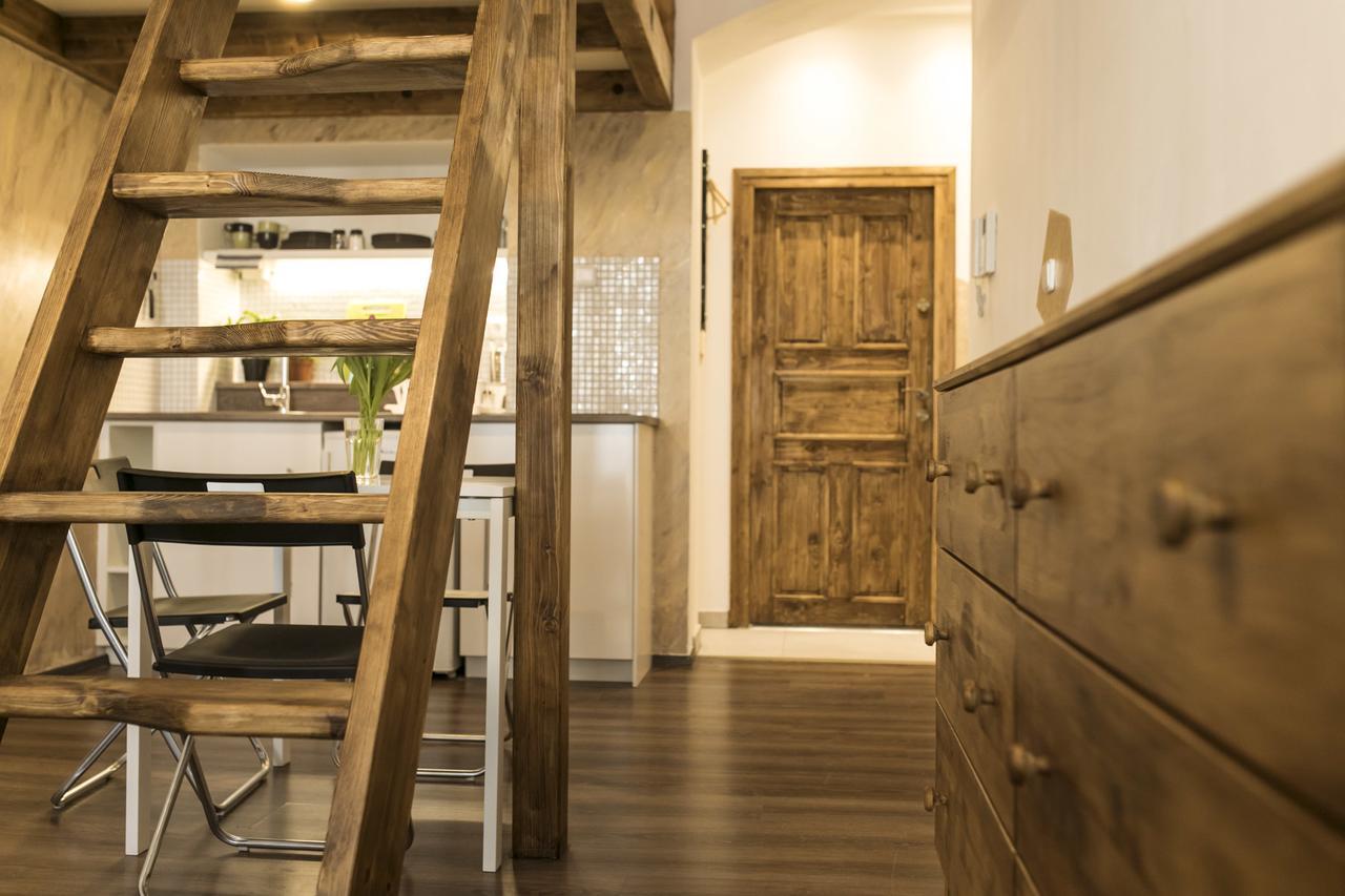 Freedom Rooms & Apartments Прага Екстериор снимка